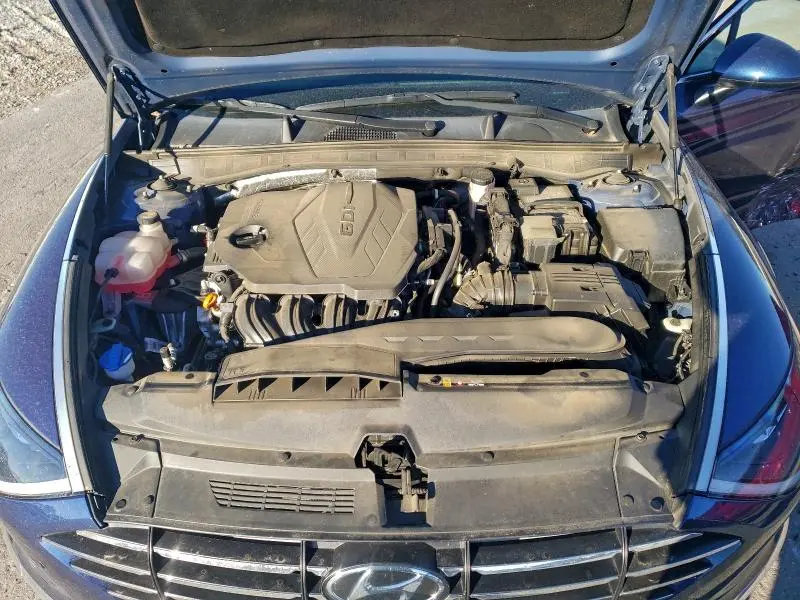 2021 HYUNDAI SONATA SE  