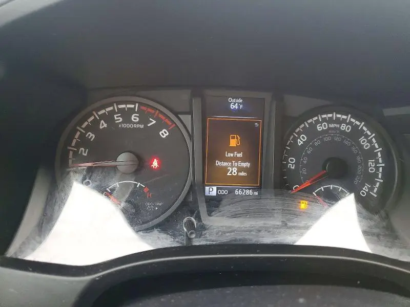 2021 TOYOTA TACOMA SR V6  