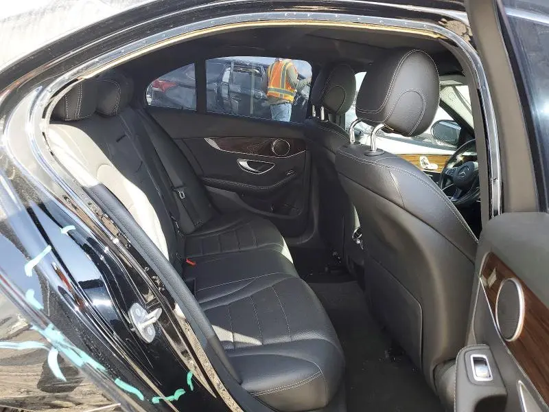 2018 MERCEDES-BENZ C 300  