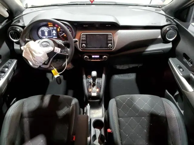 2020 NISSAN KICKS SV  