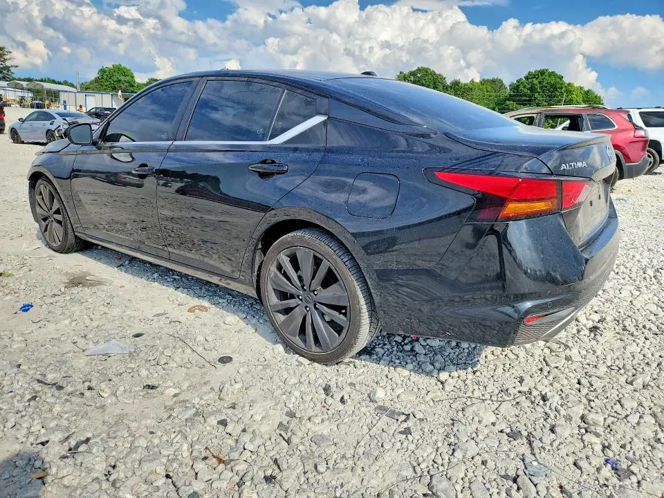 2022 NISSAN ALTIMA 2.5 SR  