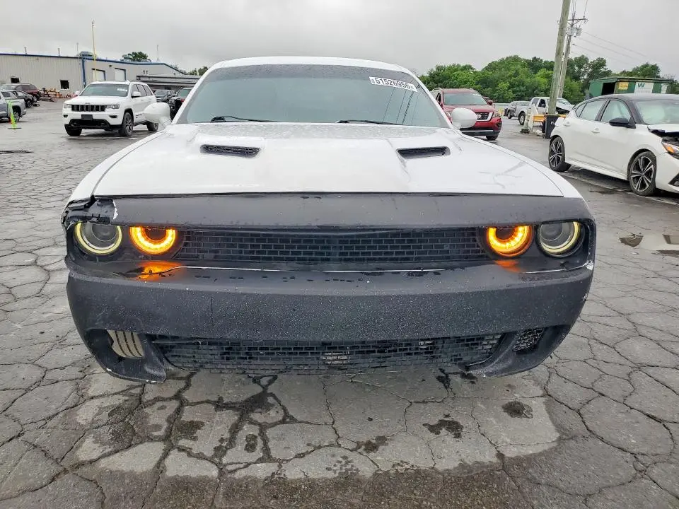 2017 DODGE CHALLENGER SXT  