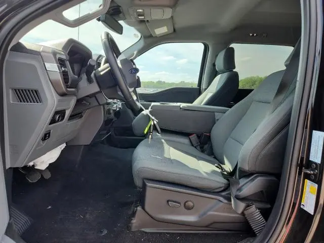 2024 FORD F150 XLT  