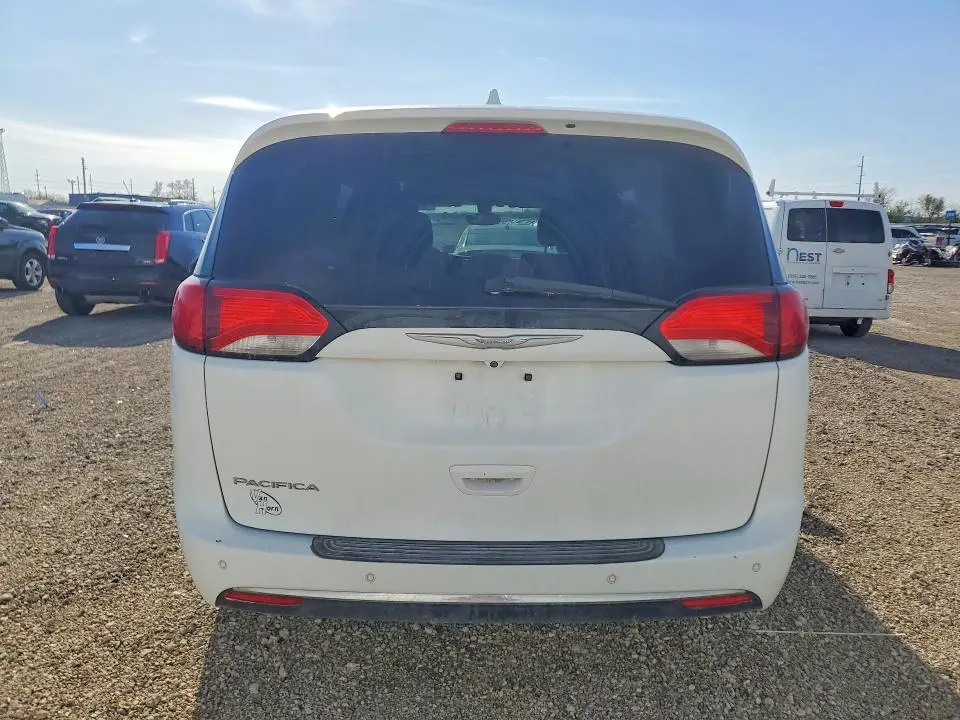 2017 CHRYSLER PACIFICA TOURING L  