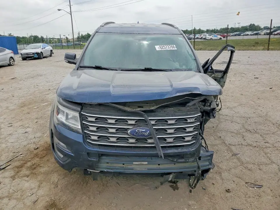2017 FORD EXPLORER XLT  