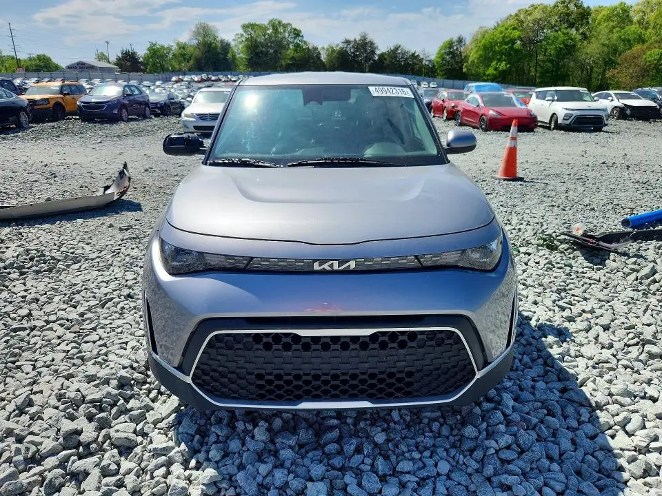 2023 KIA SOUL LX  