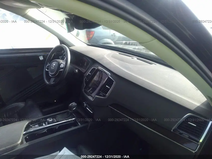 2017 VOLVO XC90 T6 INSCRIPTION