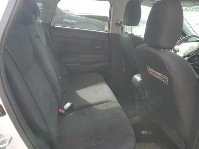 2013 MITSUBISHI OUTLANDER SPORT LE