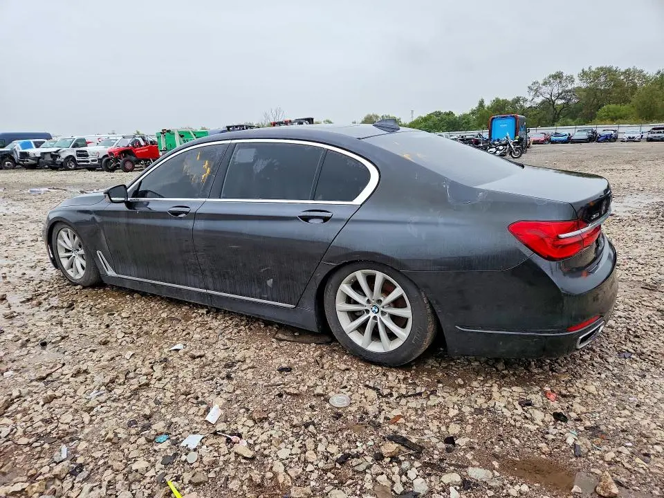 2018 BMW 750 XI  