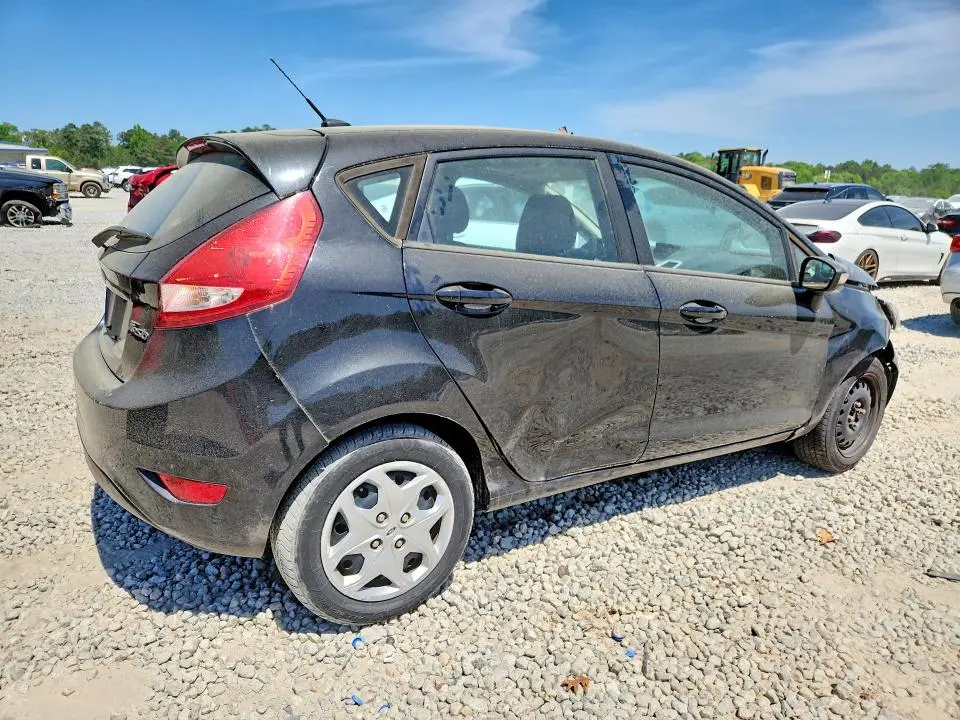 2013 FORD FIESTA SE  