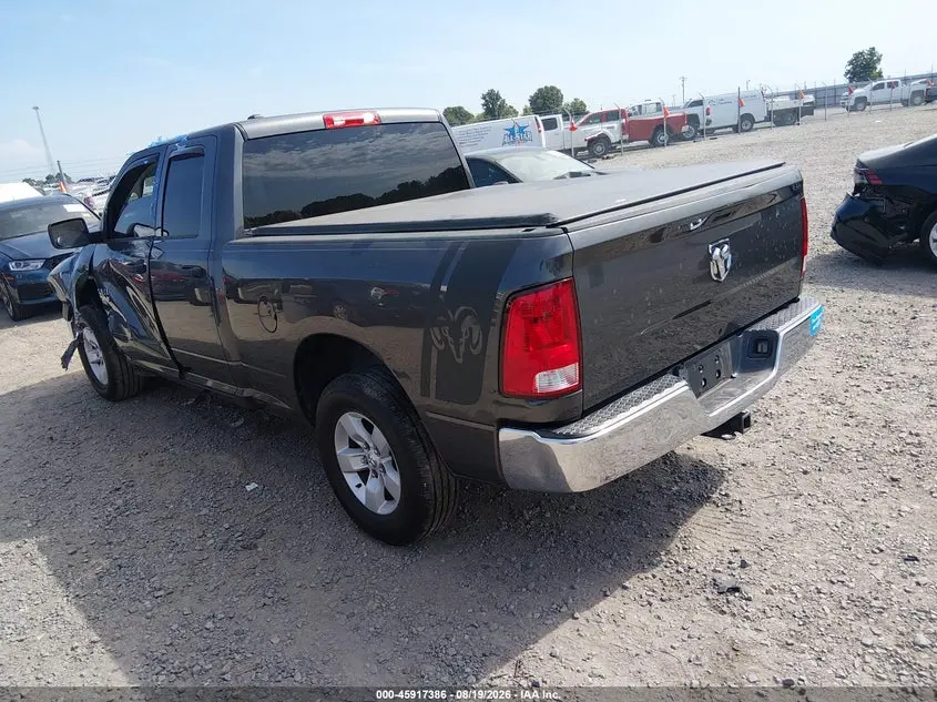 2017 RAM 1500 TRADESMAN  4X2 6'4 BOX