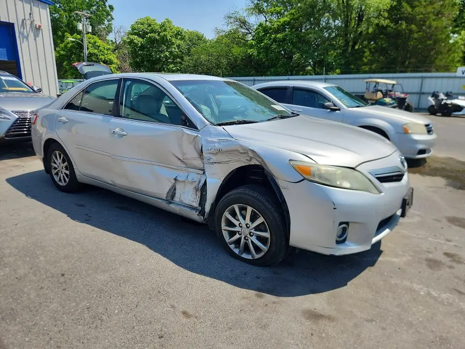 2011 TOYOTA CAMRY HYBRID  