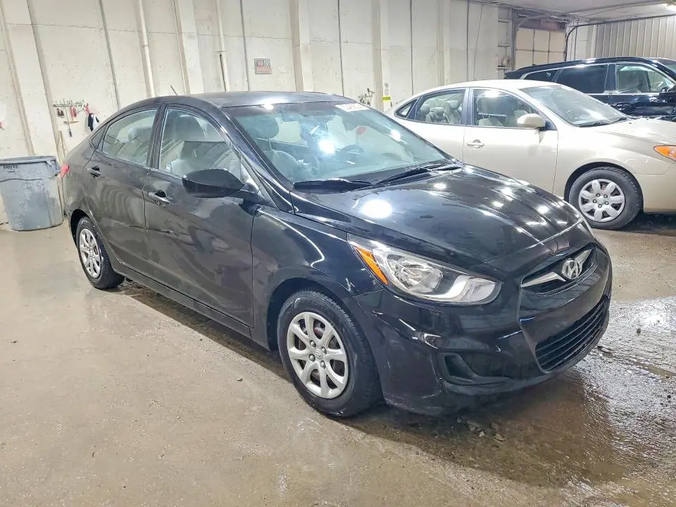 2014 HYUNDAI ACCENT GLS  