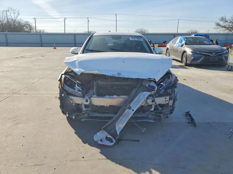 2017 MERCEDES-BENZ C 300  