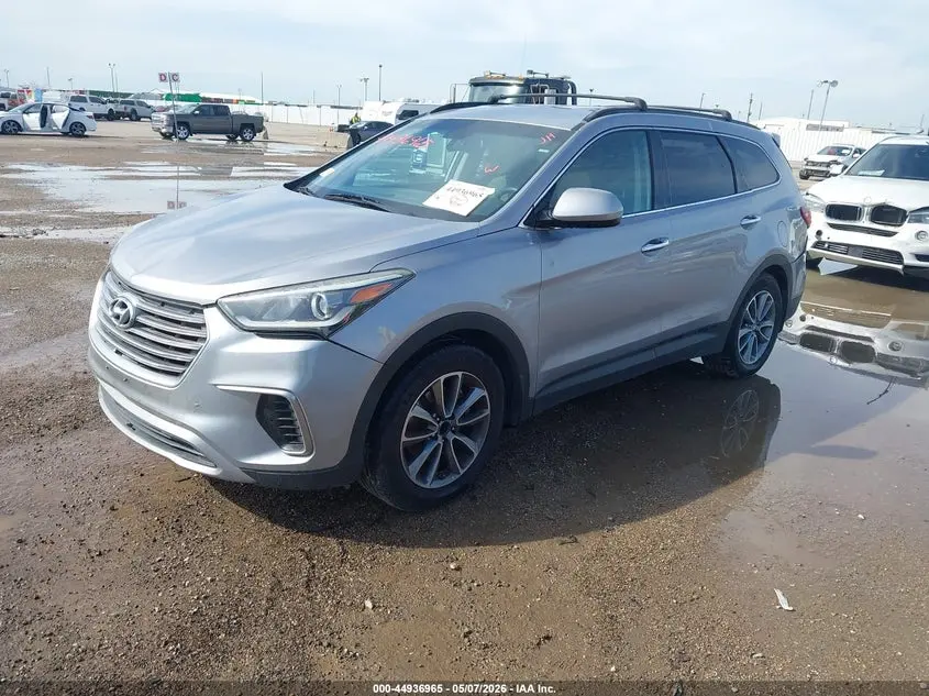 2017 HYUNDAI SANTA FE SE