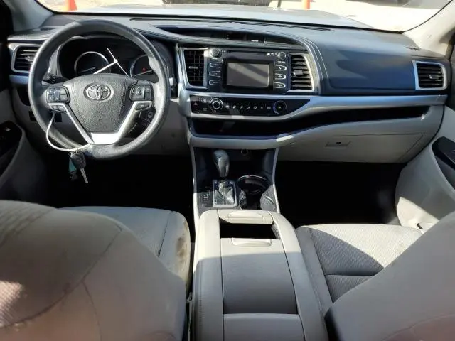 2015 TOYOTA HIGHLANDER LE  
