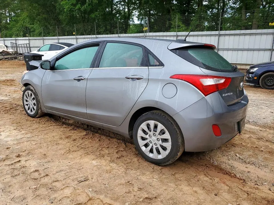 2017 HYUNDAI ELANTRA GT BASE  