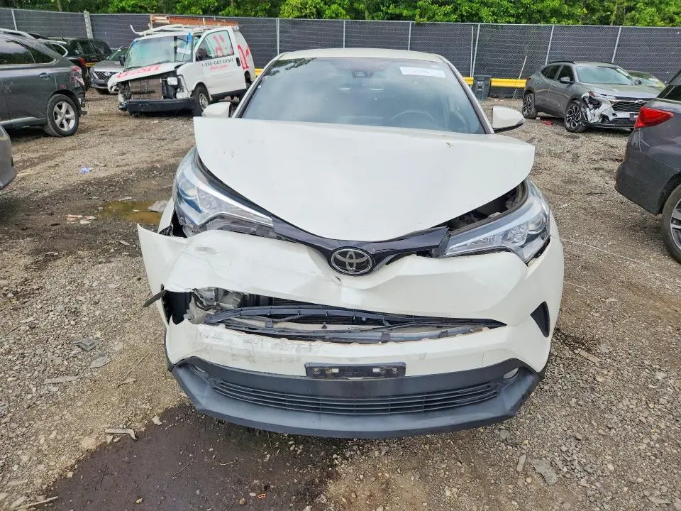 2018 TOYOTA C-HR XLE PREMIUM  