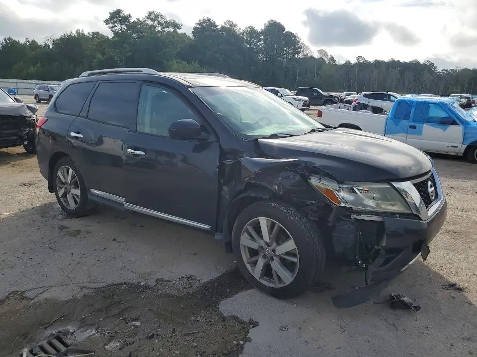 2016 NISSAN PATHFINDER PLATINUM  