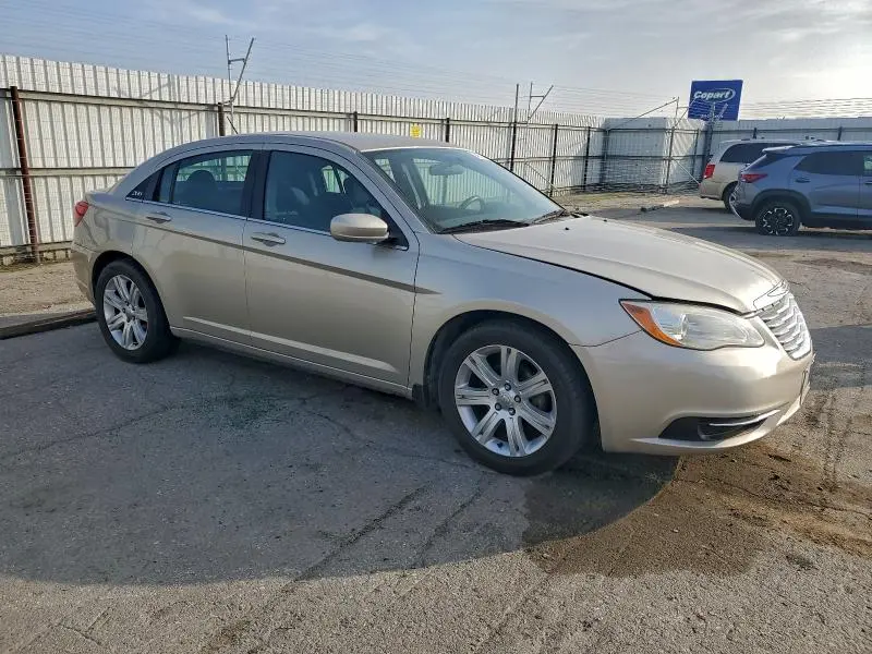 2013 CHRYSLER 200 LX  