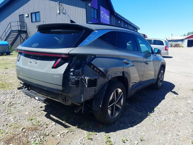 2025 HYUNDAI TUCSON SEL  