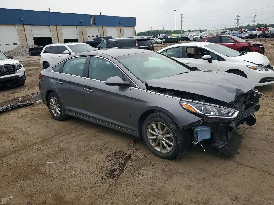 2018 HYUNDAI SONATA SE  