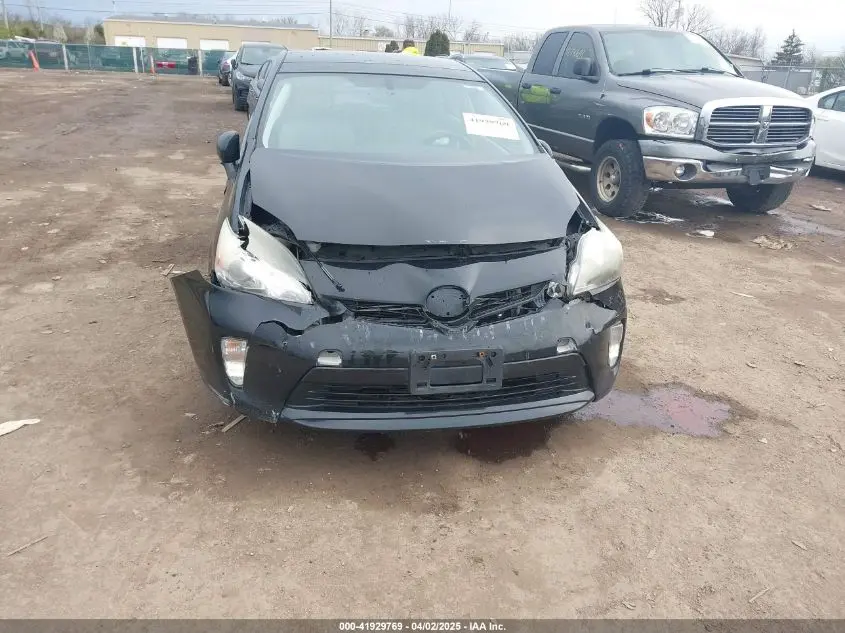 2013 TOYOTA PRIUS FOUR