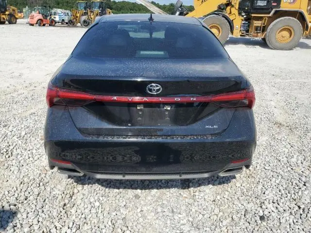 2021 TOYOTA AVALON XLE  