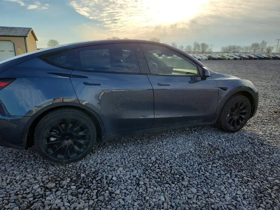 2022 TESLA MODEL Y   