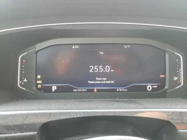 2019 VOLKSWAGEN TIGUAN SE  