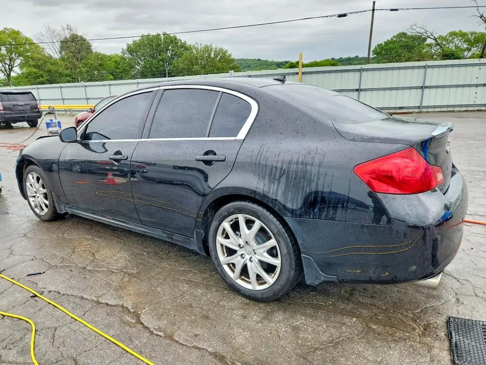 2012 INFINITI G37   