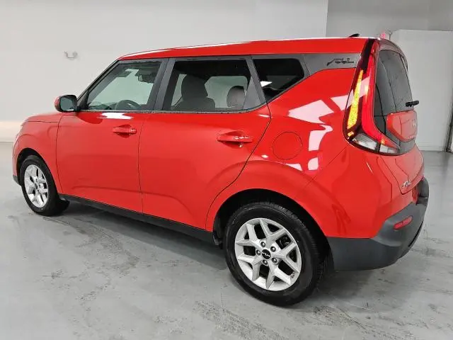 2022 KIA SOUL LX  