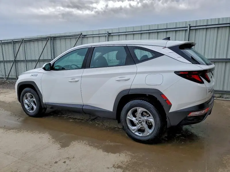 2023 HYUNDAI TUCSON SE  