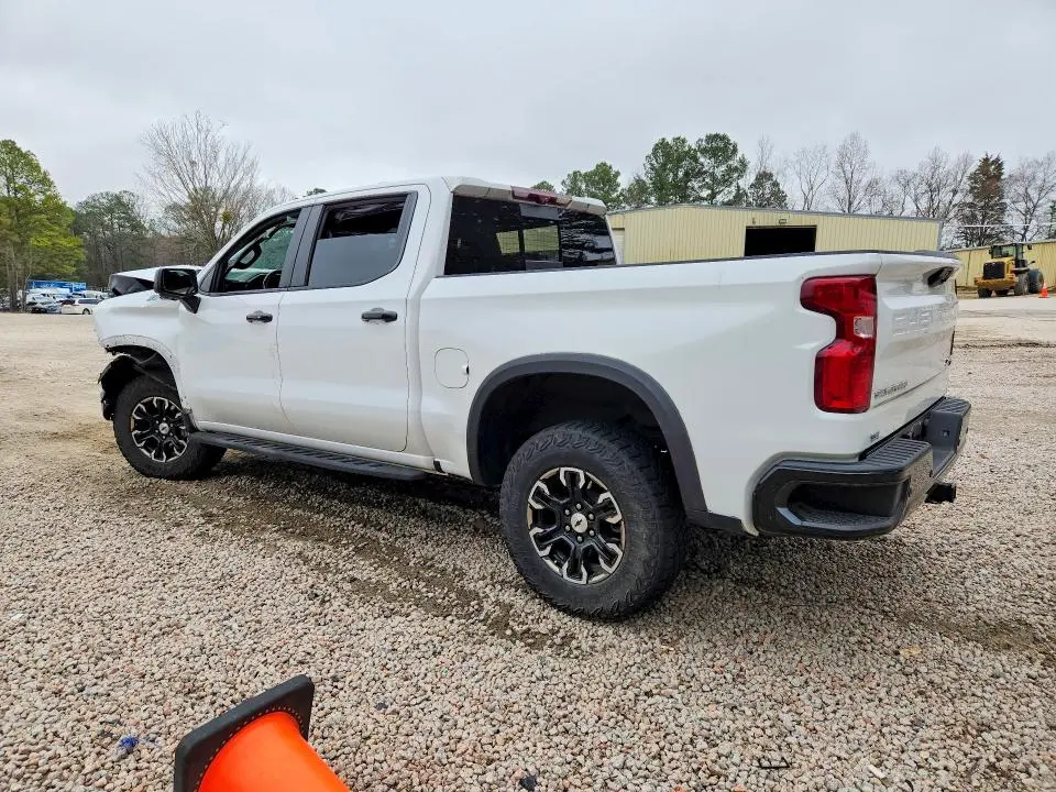 2023 CHEVROLET SILVERADO K1500 ZR2  