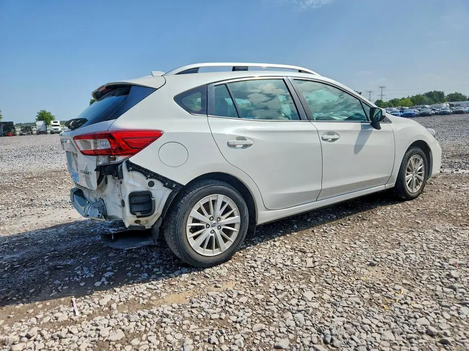 2017 SUBARU IMPREZA PREMIUM  
