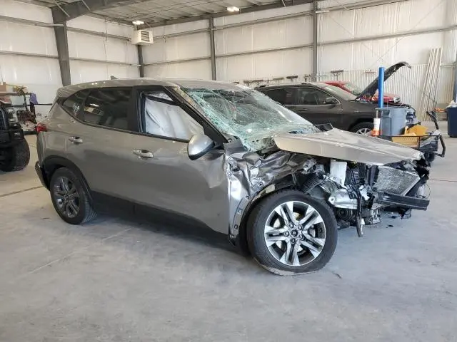2021 KIA SELTOS LX  