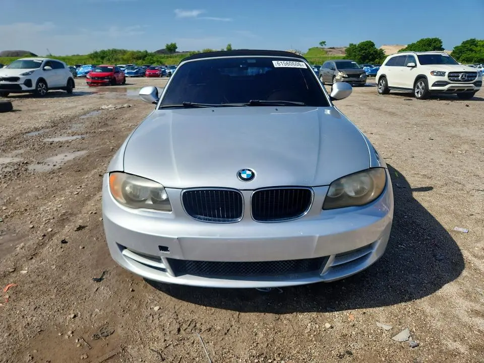 2011 BMW 128 I  