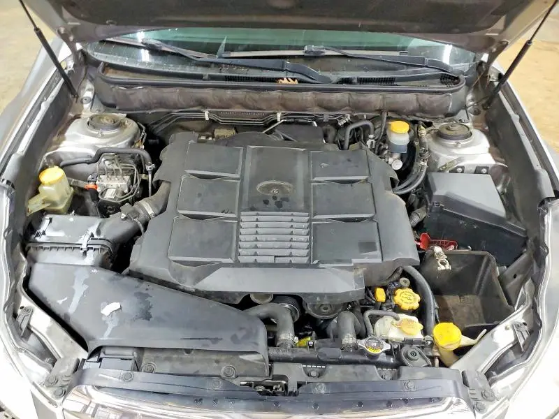 2010 SUBARU OUTBACK 3.6R LIMITED  