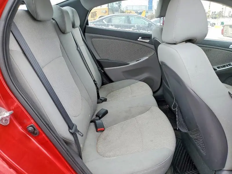 2013 HYUNDAI ACCENT GLS  