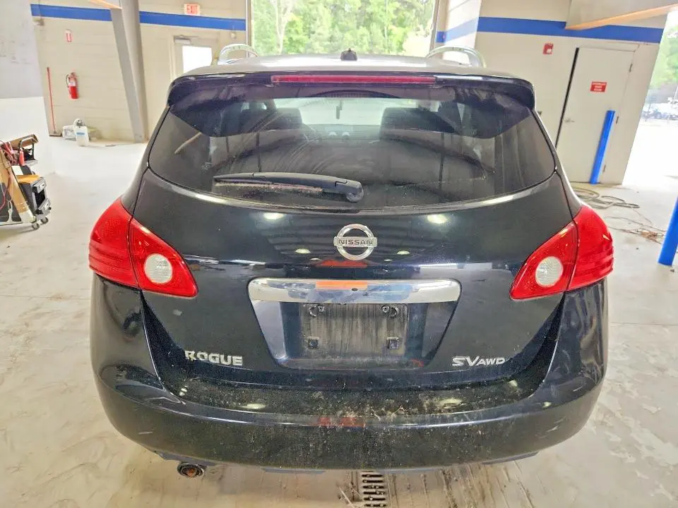 2011 NISSAN ROGUE S  