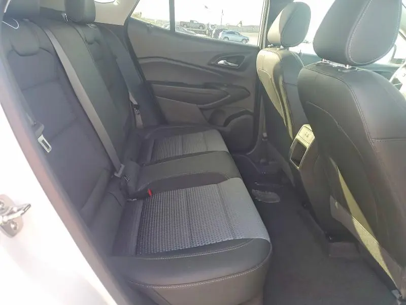 2025 CHEVROLET TRAX 1LT  