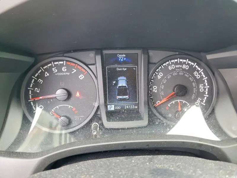 2022 TOYOTA TACOMA SR V6  