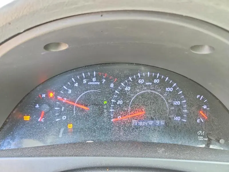 2010 TOYOTA CAMRY LE  