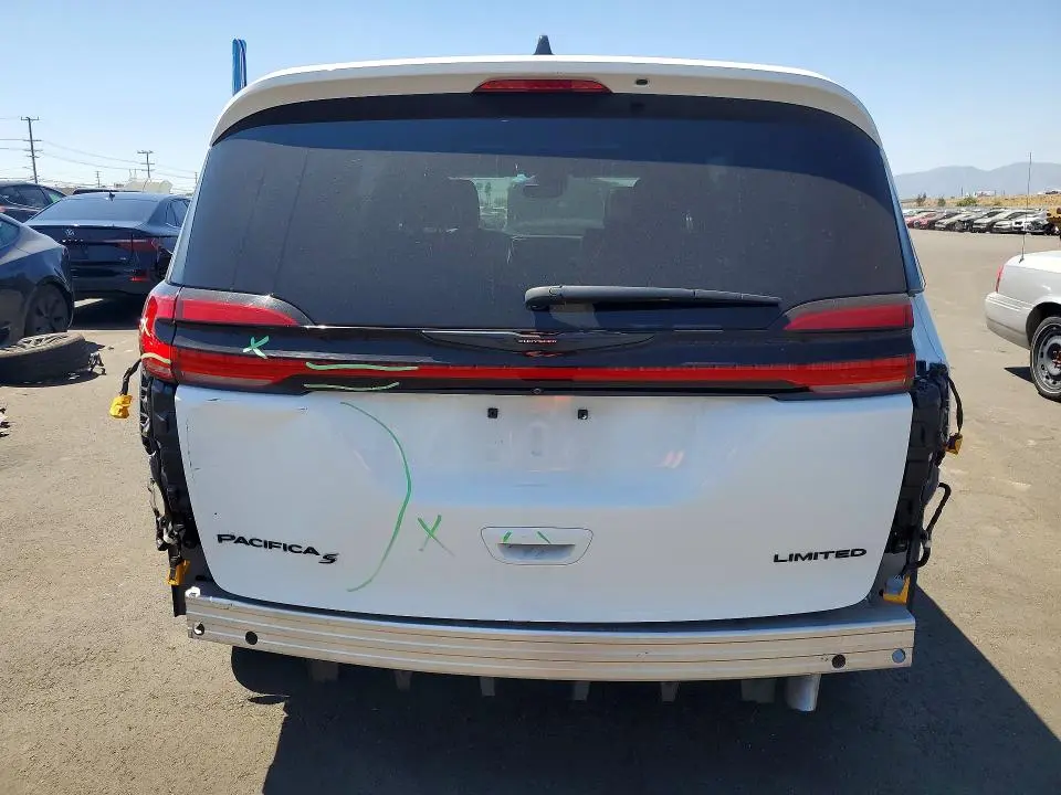 2023 CHRYSLER PACIFICA LIMITED  