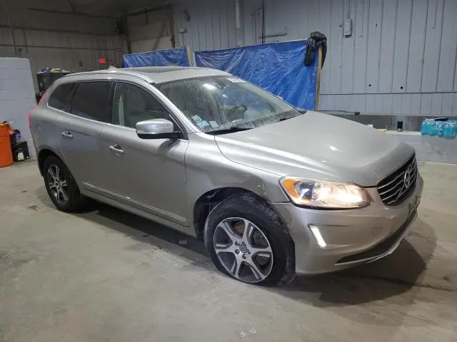 2015 VOLVO XC60 T6 PREMIER+  