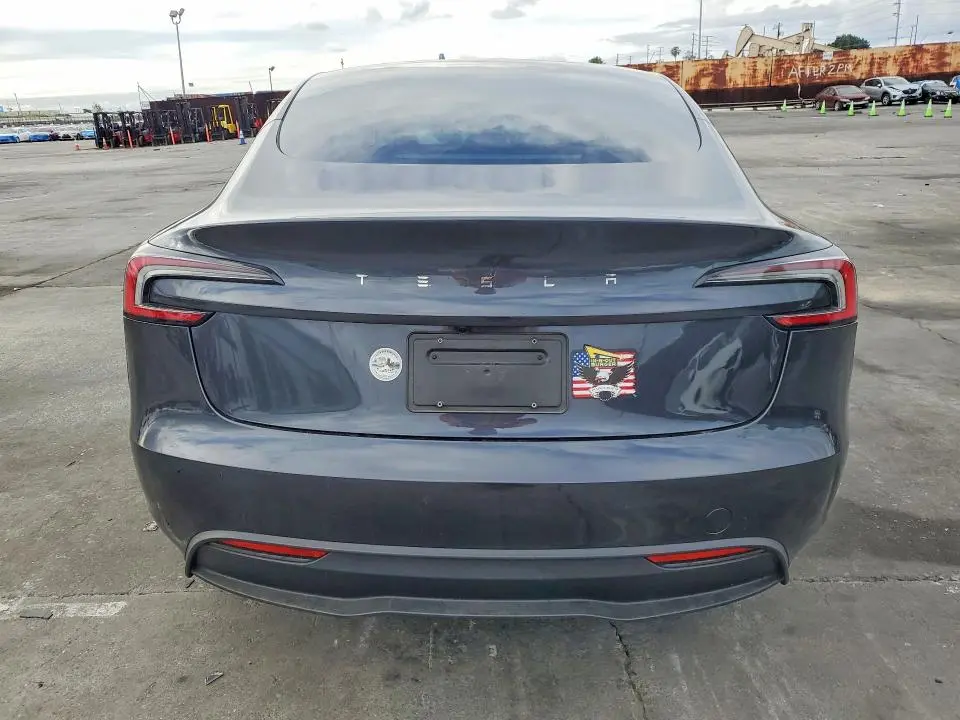 2025 TESLA MODEL 3   