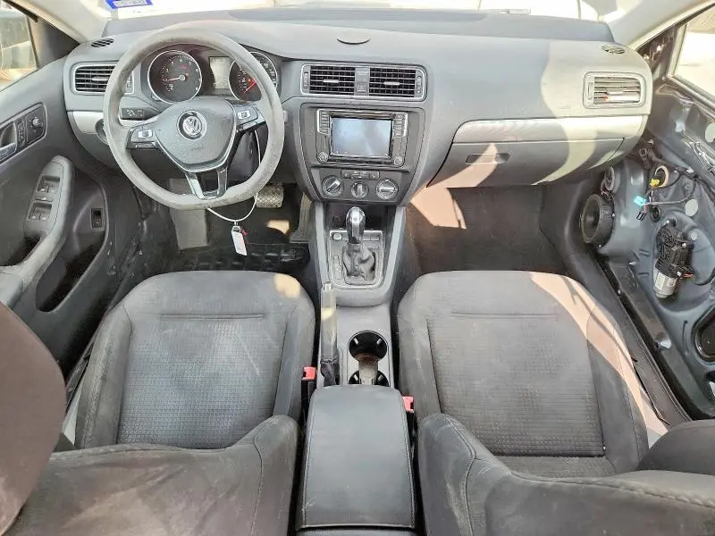 2016 VOLKSWAGEN JETTA SE  