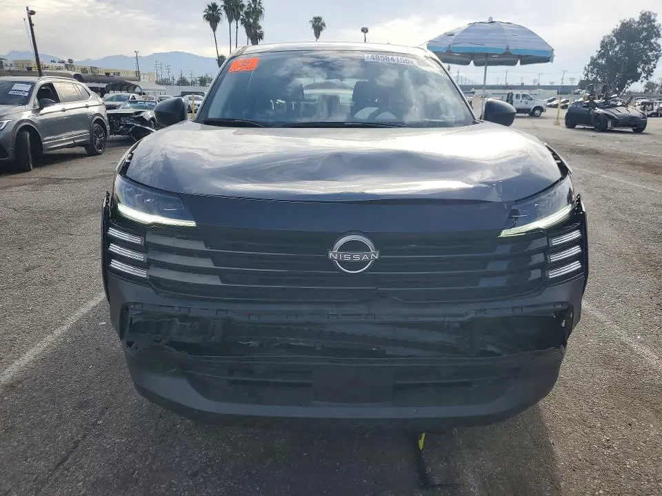 2025 NISSAN KICKS S  