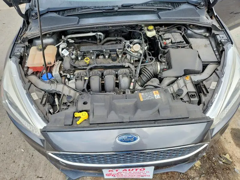 2017 FORD FOCUS SE  