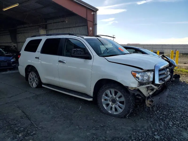 2011 TOYOTA SEQUOIA PLATINUM  
